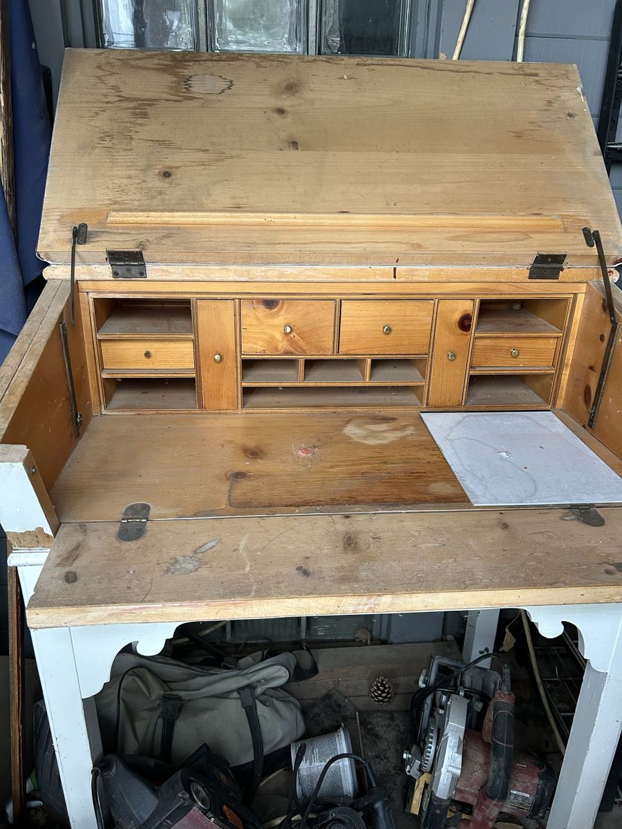 Schoolmaster Desk