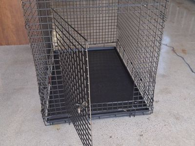 Folding Metal Wire Dog Crate with Removable Tray