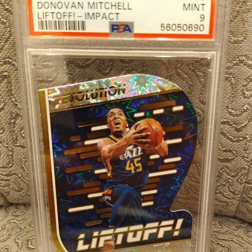 2018-19 Donovan Mitchell PSA MINT 9 Panini Revolution Liftoff Impact parallel insert