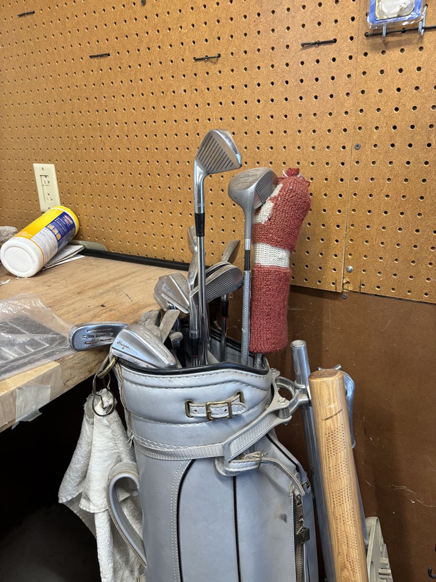 Golf clubs.  Mens  Ben Hogan, Womens Left Handed clubs