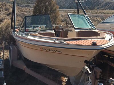1986 Bahama boat and trailer