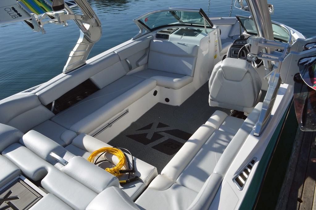2017 Mastercraft XT23 Silver Flake Wake Surf/Foil Boat