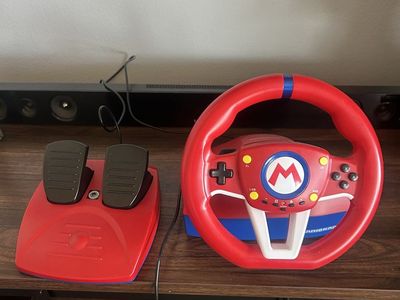 Hori Mario Kart Racing Wheel Pro Mini for Nintendo Switch - Steering Wheel & Pedals