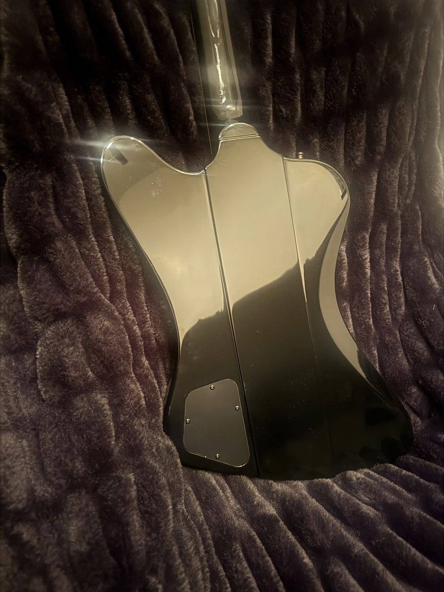 Main image 5