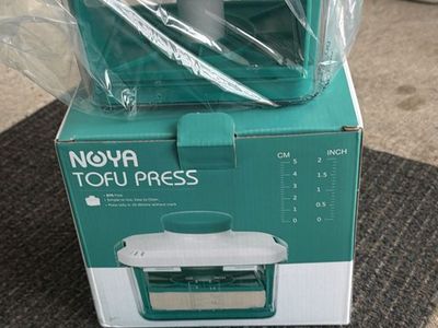 NOYA Tofu Press BPA-Free Water Removal Strainer Kit