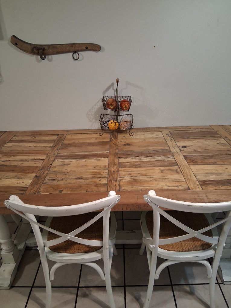 dinning table