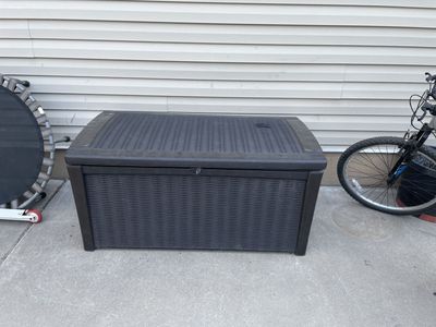 Outdoor deck storage box