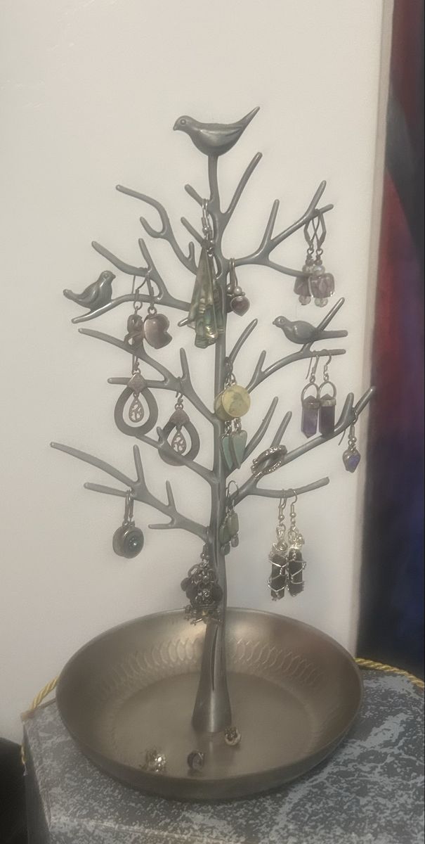 Jewelry holder