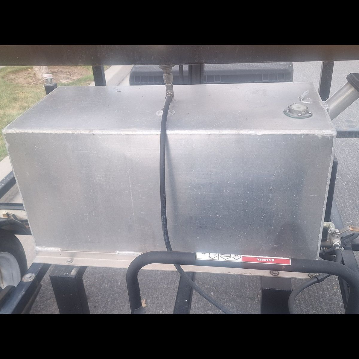 Nearly New Aluminum 30 Gal. Fuel Tank