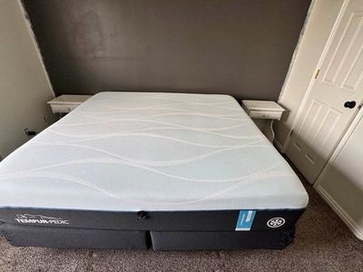 Temper-Pedic luxebreeze Soft! Coolmax! Only $950