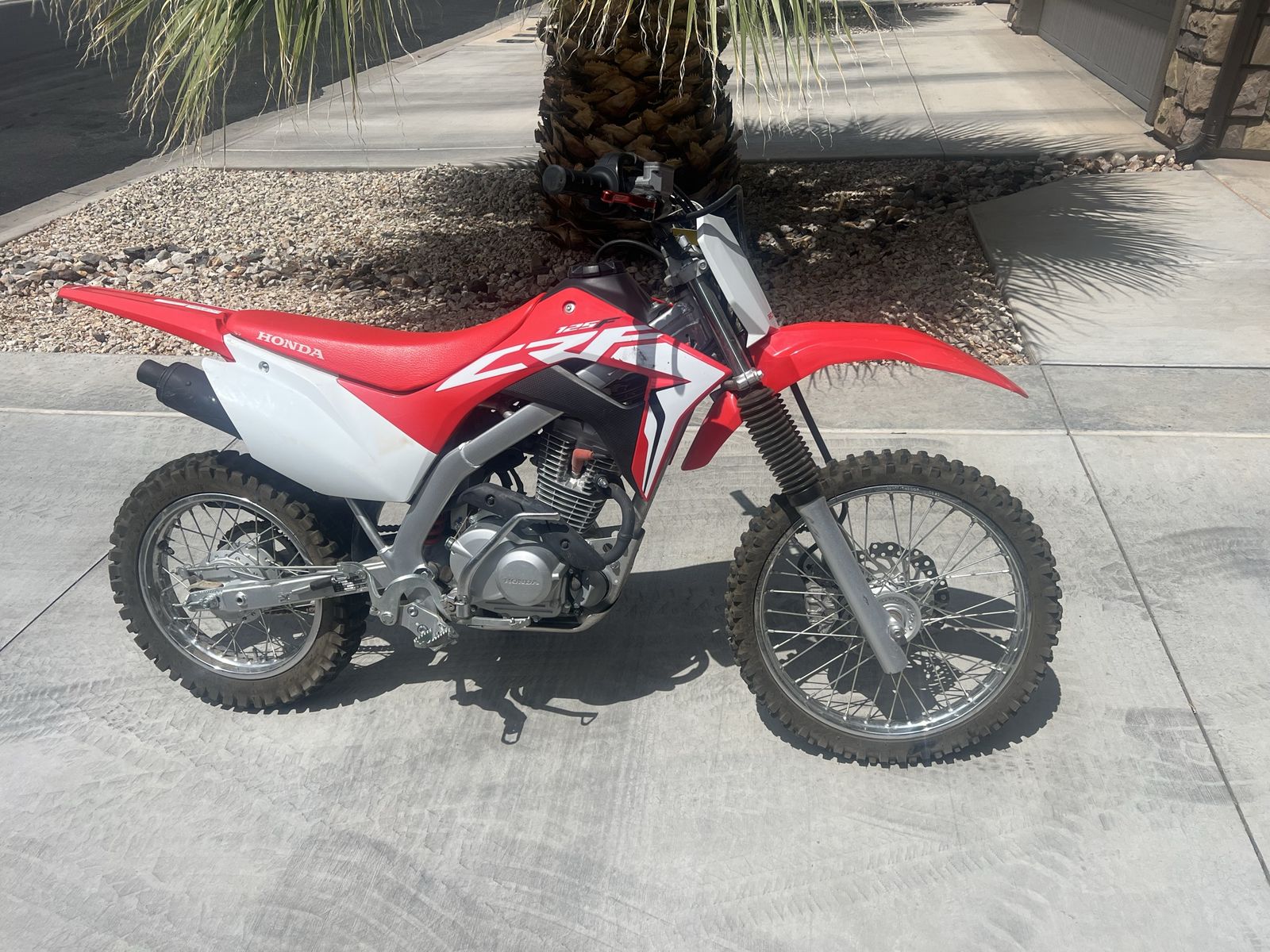 O.B.O. Honda CRF125F Dirt Bike Condition, Very Low Hours 2021