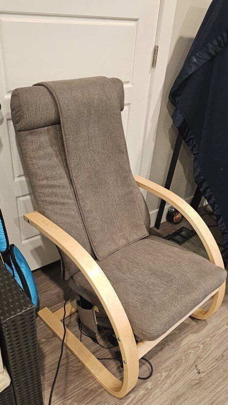 Awesome Homedics 3D Shiatsu Massage Rocker Lounger