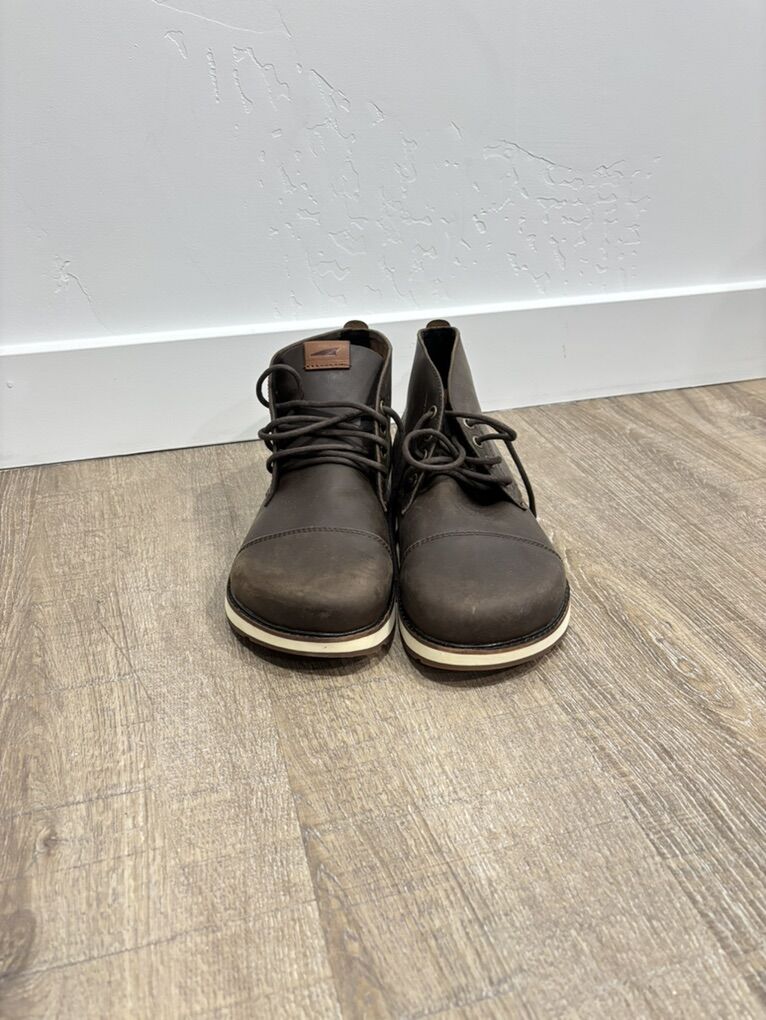 Altra Men's Smith Boot Size 9