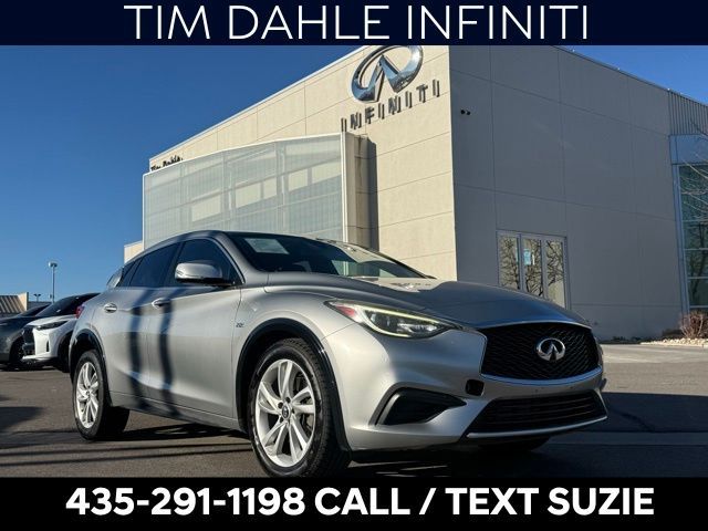 2018 INFINITI QX30 Base