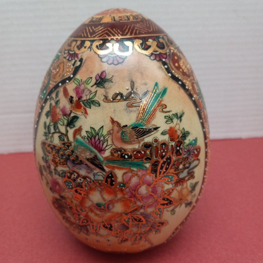 HAND PAINTED ASIAN SATSUMA EGG