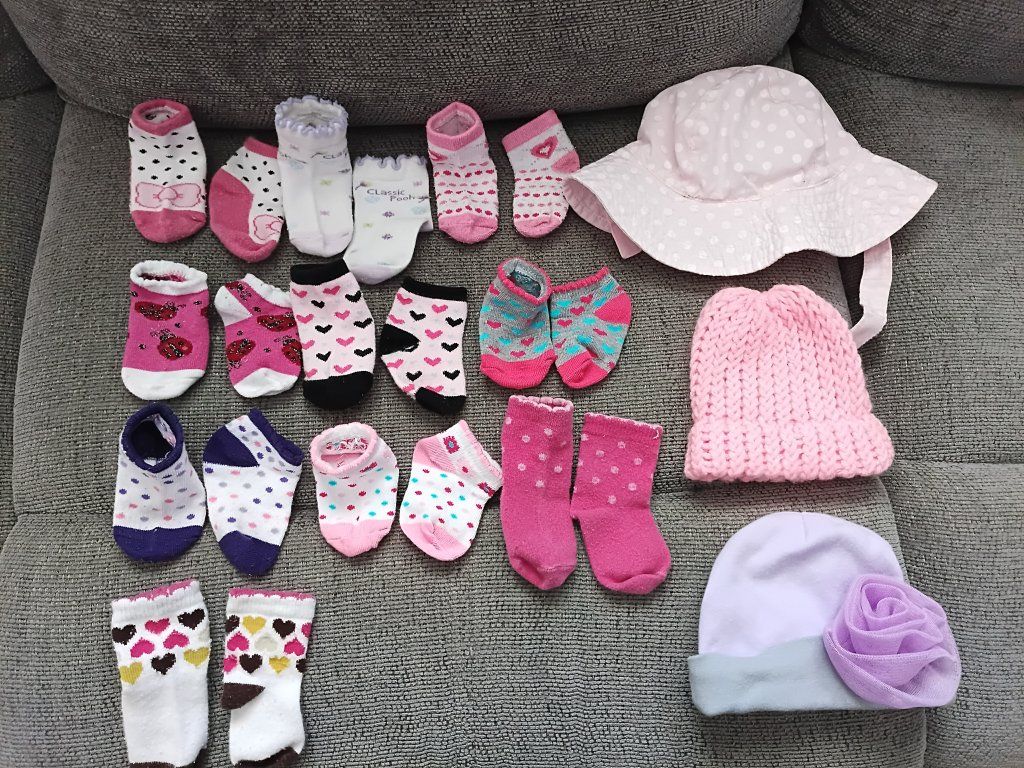 Baby Sock/hat Lot