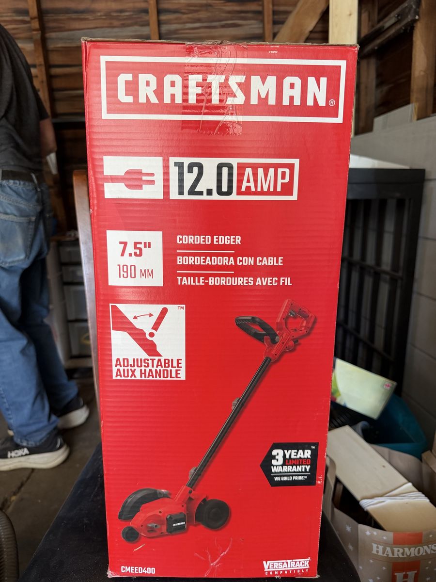 CRAFTSMAN CMEED400 7.5" 12.0 Amp Corded Electric Edger with Adjustable Aux Handle, New