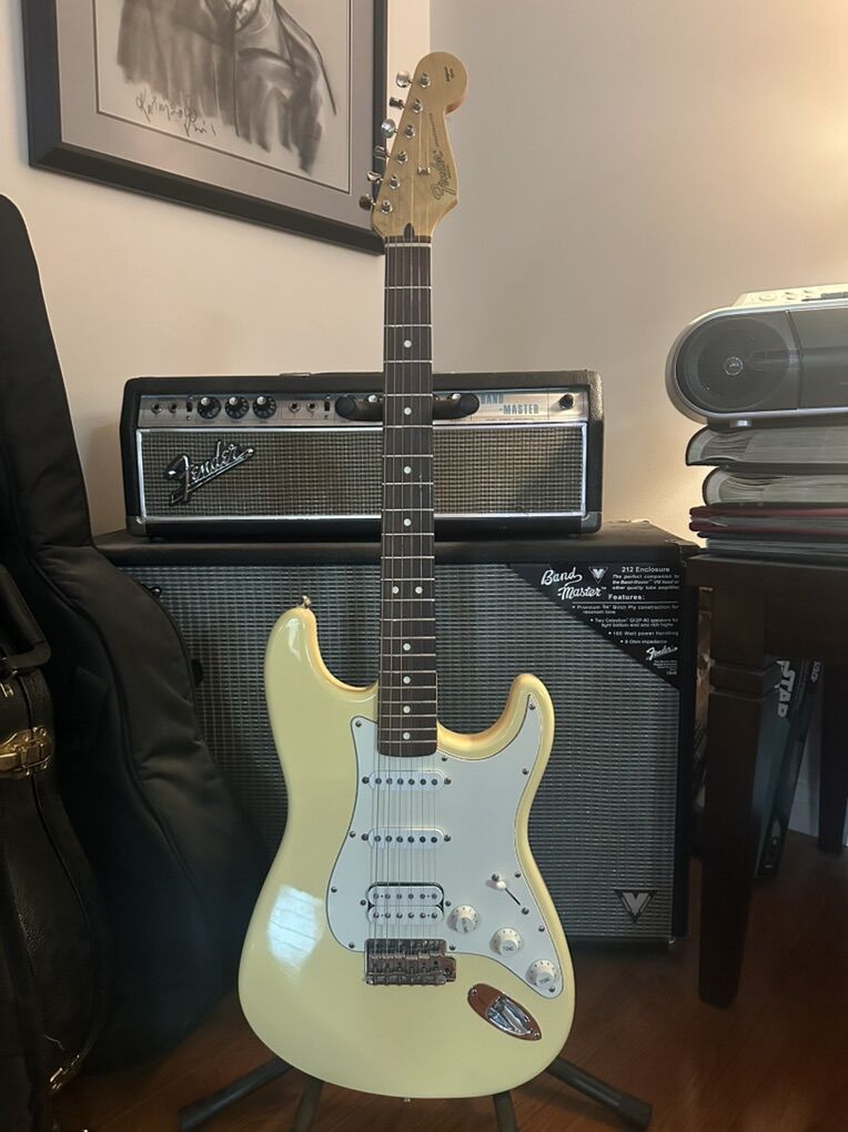 Fender Stratocaster Vintage White