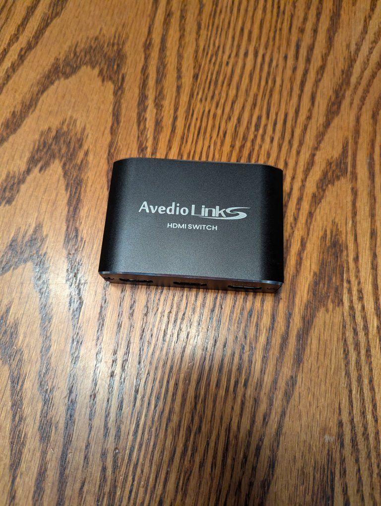 3-way HDMI splitter