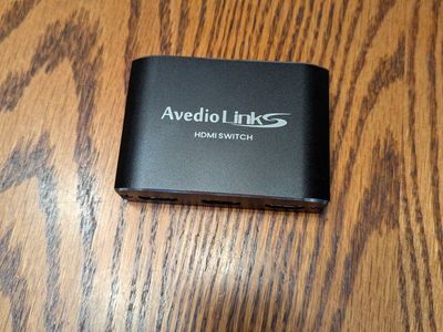 3-way HDMI splitter