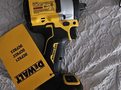 brand new ( nuevos) impacts and wrenches