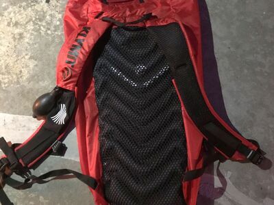 klymit stash 18 liter backpack with air frame technology lightweight back pack