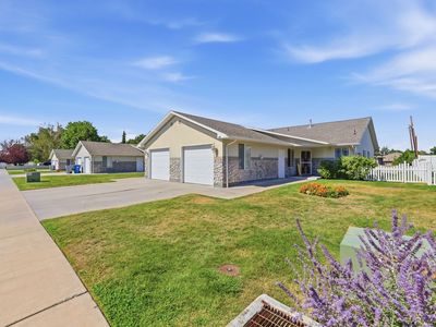 55 + Plus Community American Fork 2 Bedroom, 2 Bath $345,000