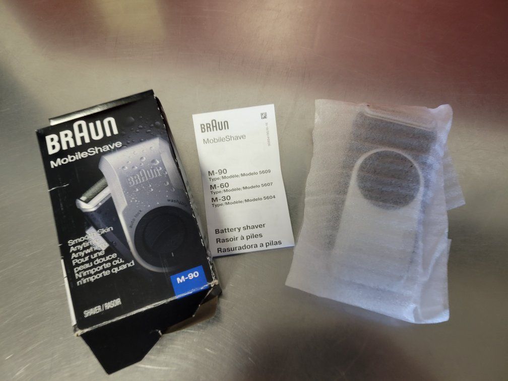 Mens Shaver ~ BRAUN M90