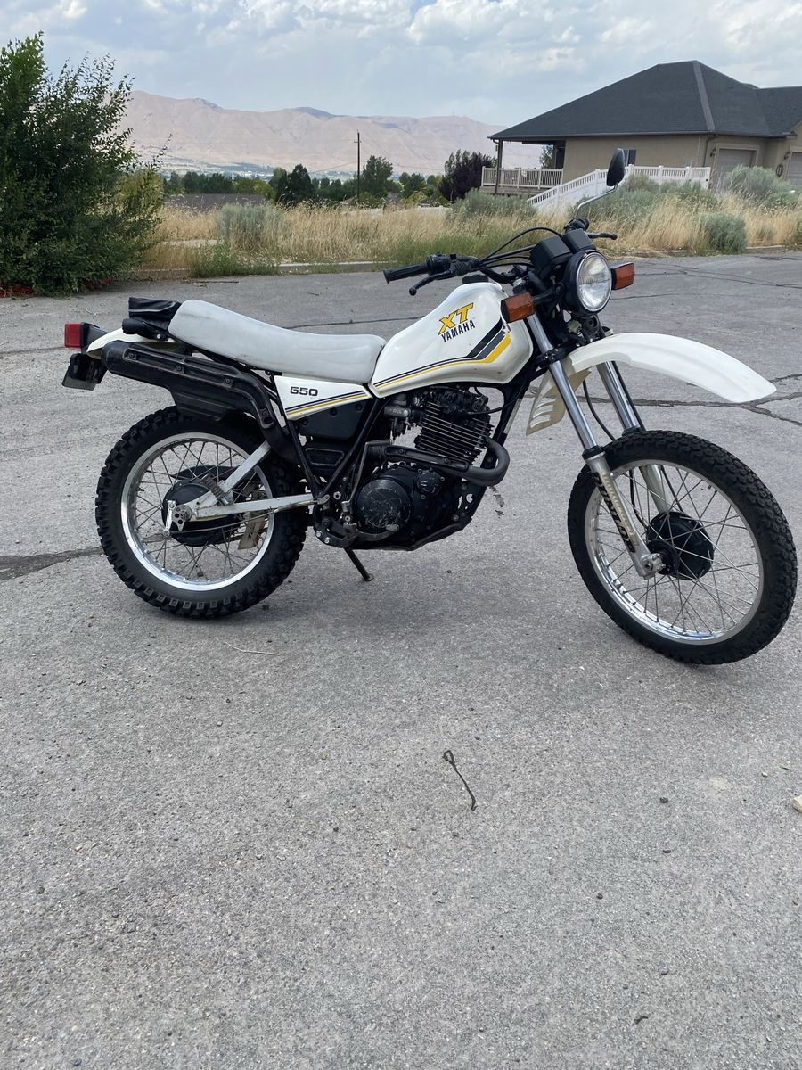 Yamaha XT 550