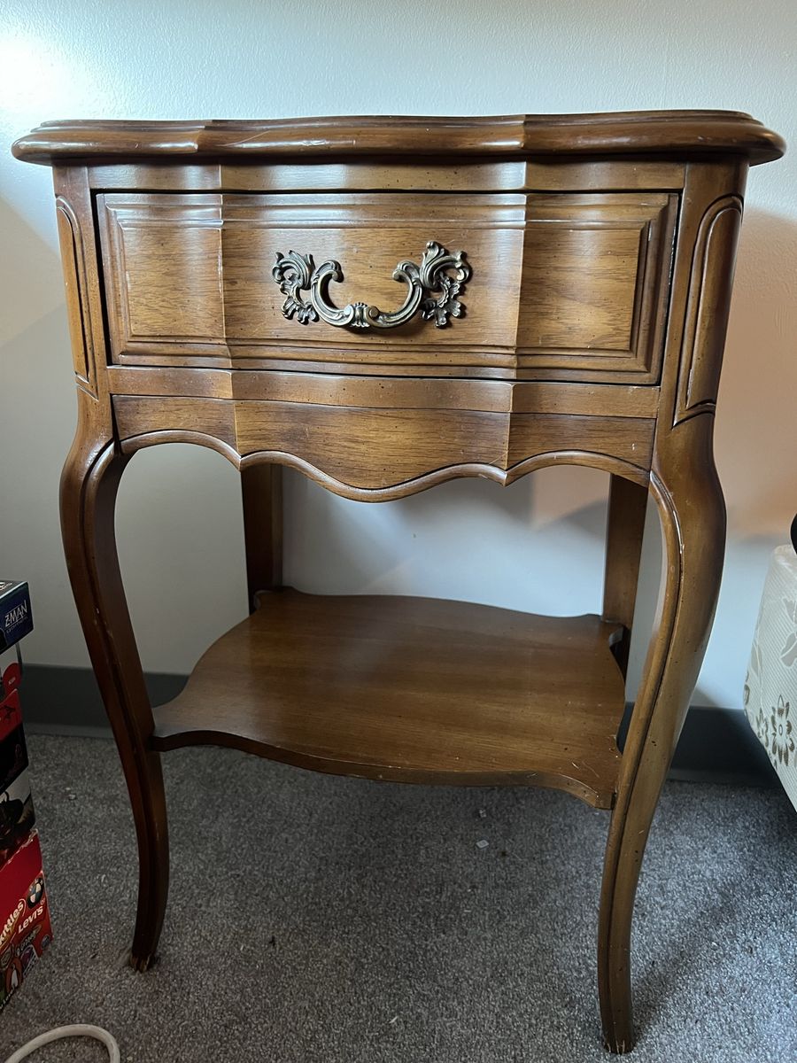 Vintage French Provincial Style End Table with Drawer & Shelf