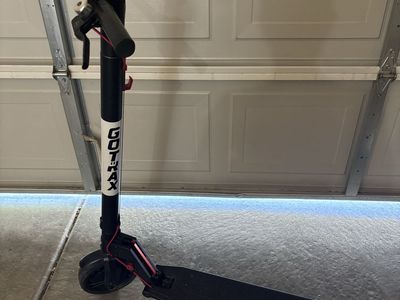 GOTRAX ELECTRIC SCOOTER