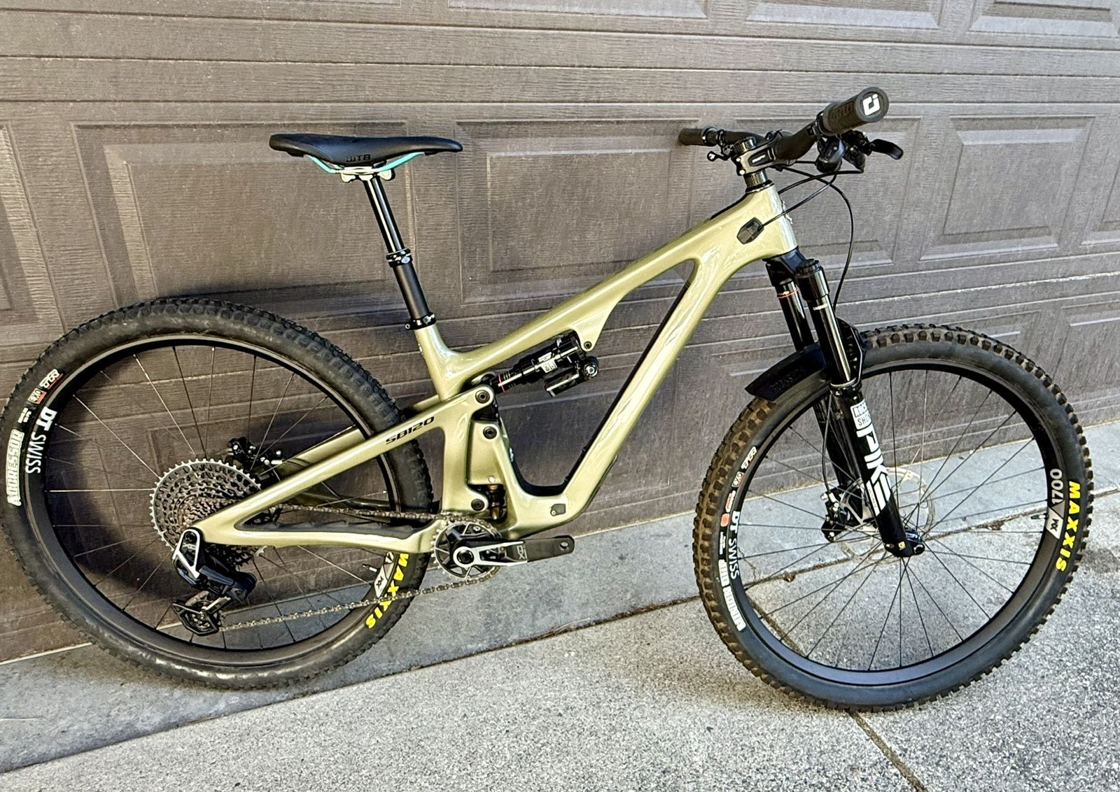 2025 Yeti SB120 LR TE3
