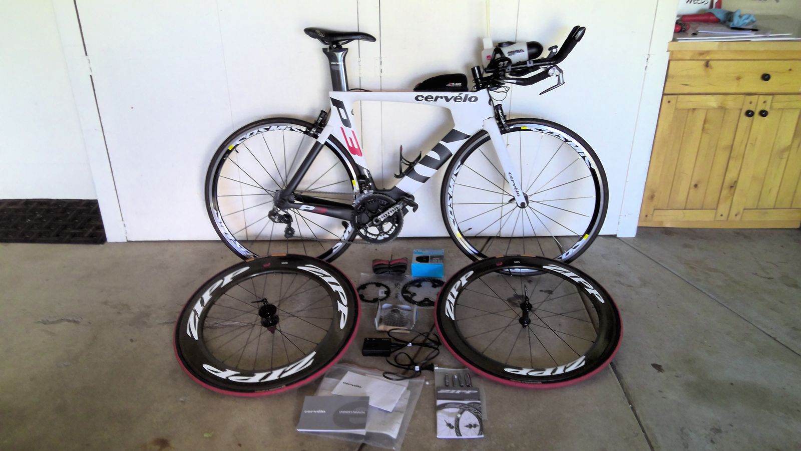 Cervelo P3C 54cm Triathlon/Time trial bike and accessories