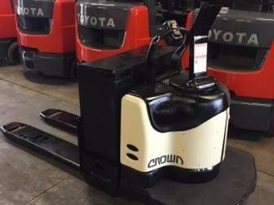 Nice Crown Electric Walkie/Rider Pallet Jack