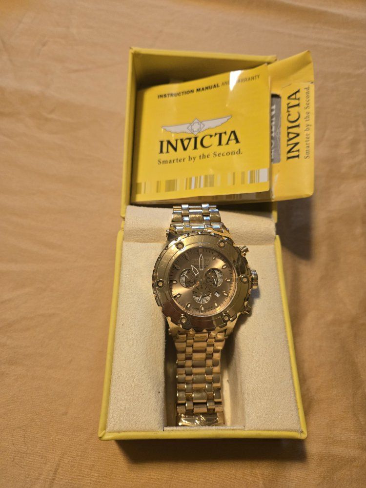 Invicta Men's Gold Tone Watch with Chronograph, Quartz Movement