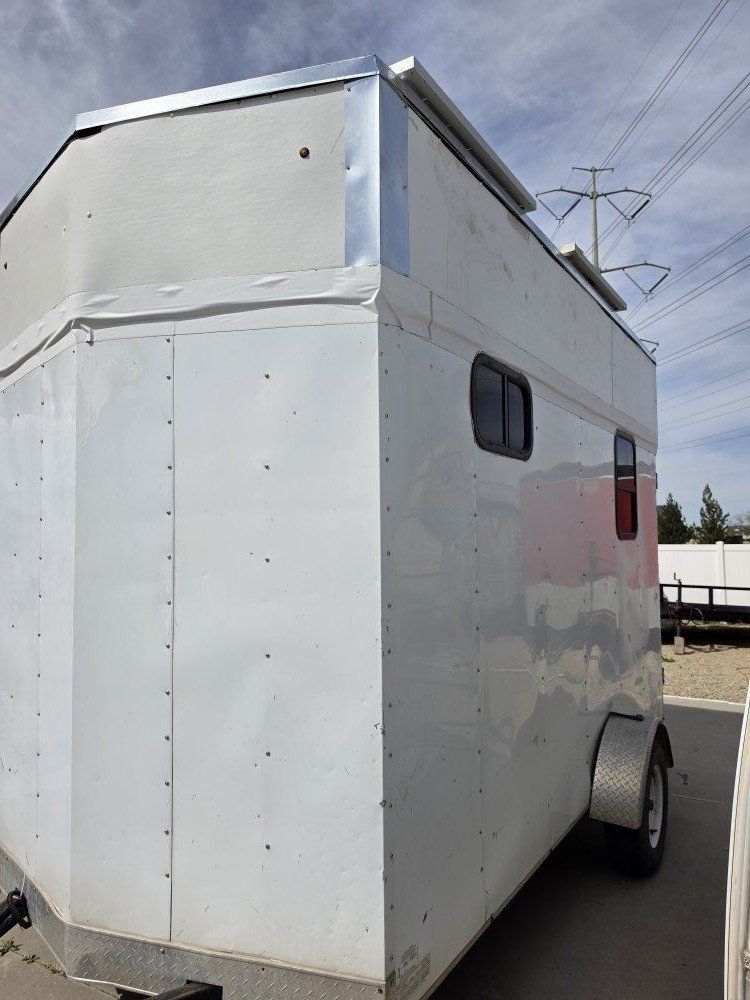 2012 enclosed trailer 6 x 12 (tiny home project)