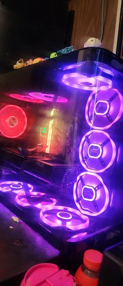 Custom Gaming PC RTX 5070 Ti, i7 13700K