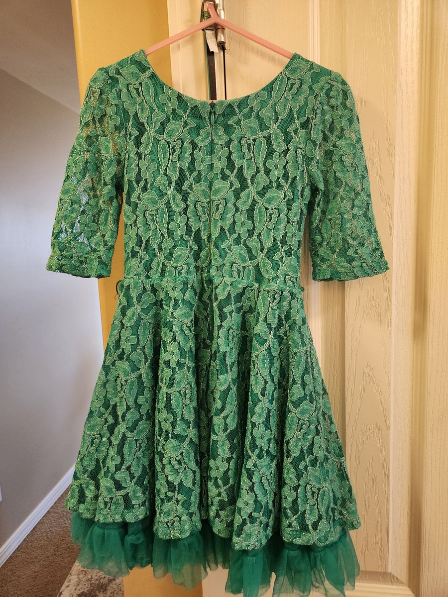 Lined lace girls dresses, sz 4/5