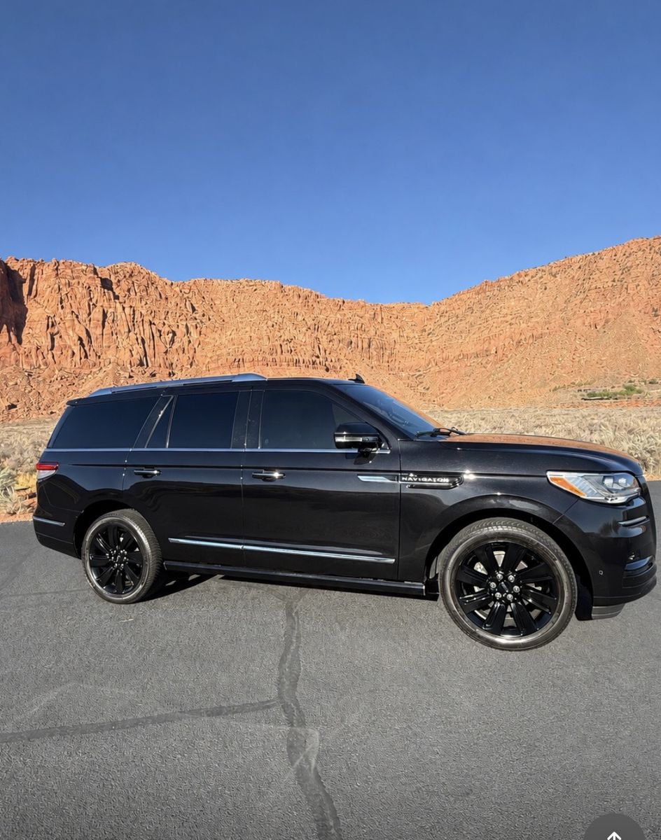 2023 Lincoln Navigator Luxury