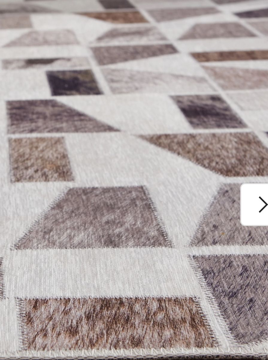 Jettner Multi 5' x 7' Rug