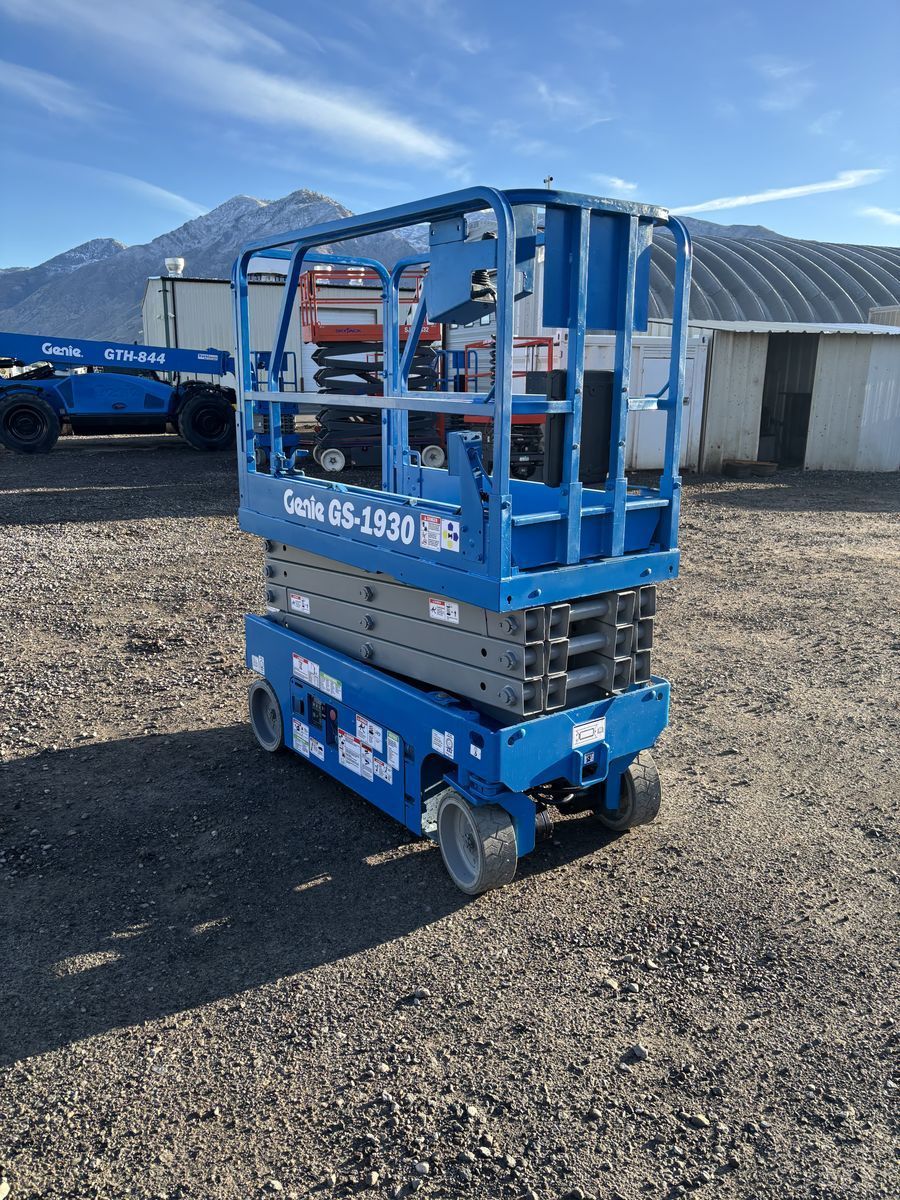2019 Genie GS-1930 Scissor Lift | 188 Hours | Warranty | ID 9462