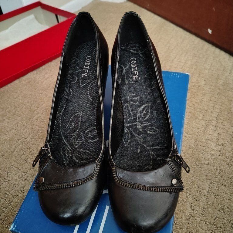 women's shoes with kitten heel size 8