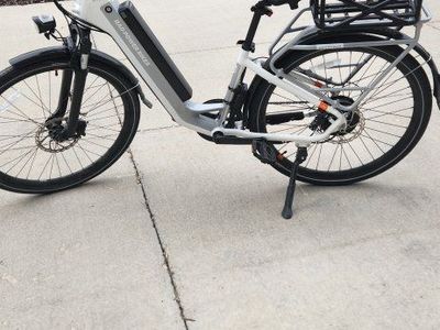 E Bike city commuter