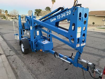 2015 Genie TZ34/20 Towable Boom Lift with only 45 hours