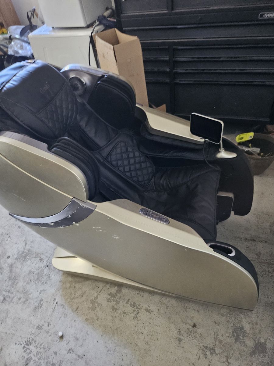 $500 OBO Osaki Massage Chair