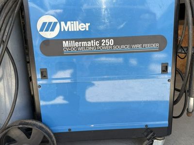 Millermatic 250 Cv Dc Wirefeed Welder