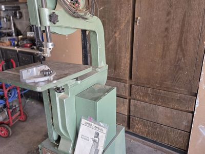 Band Saw Floor Model