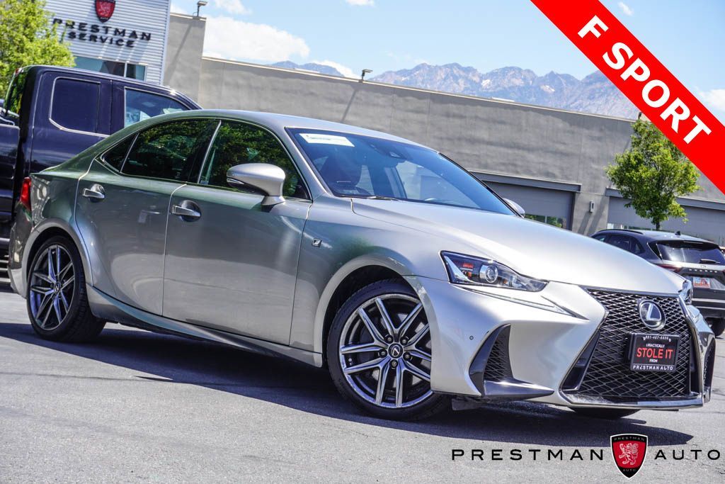 2019 Lexus IS Base