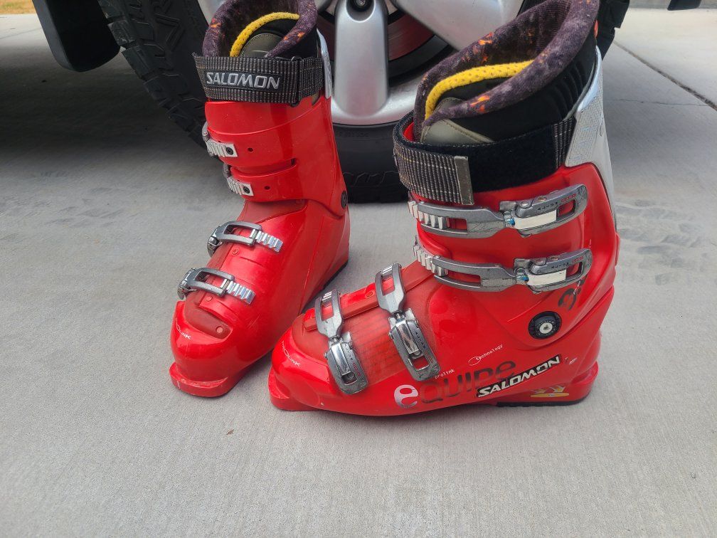 ski boots 29, men's 11