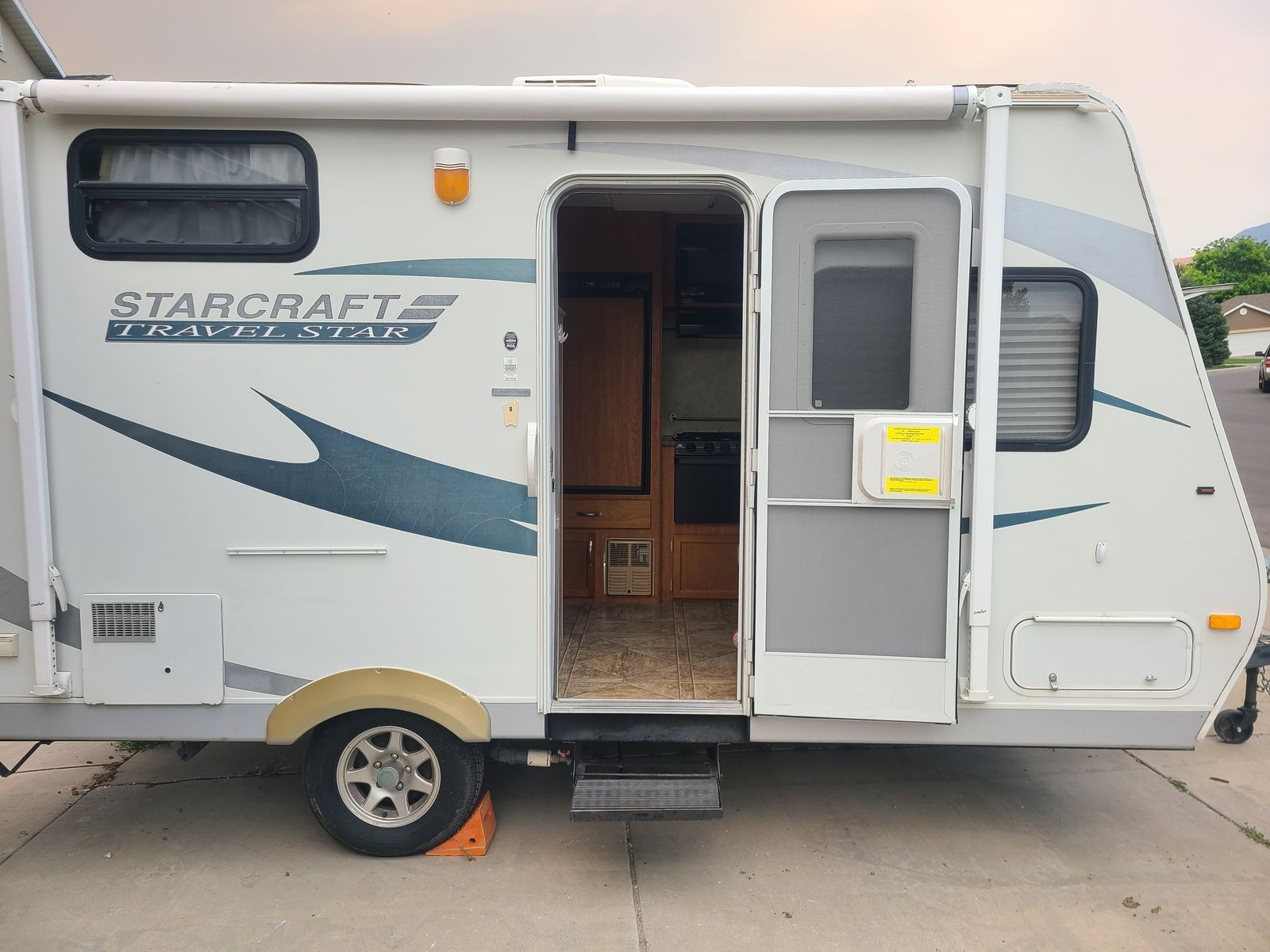 2011 Starcraft 16BH